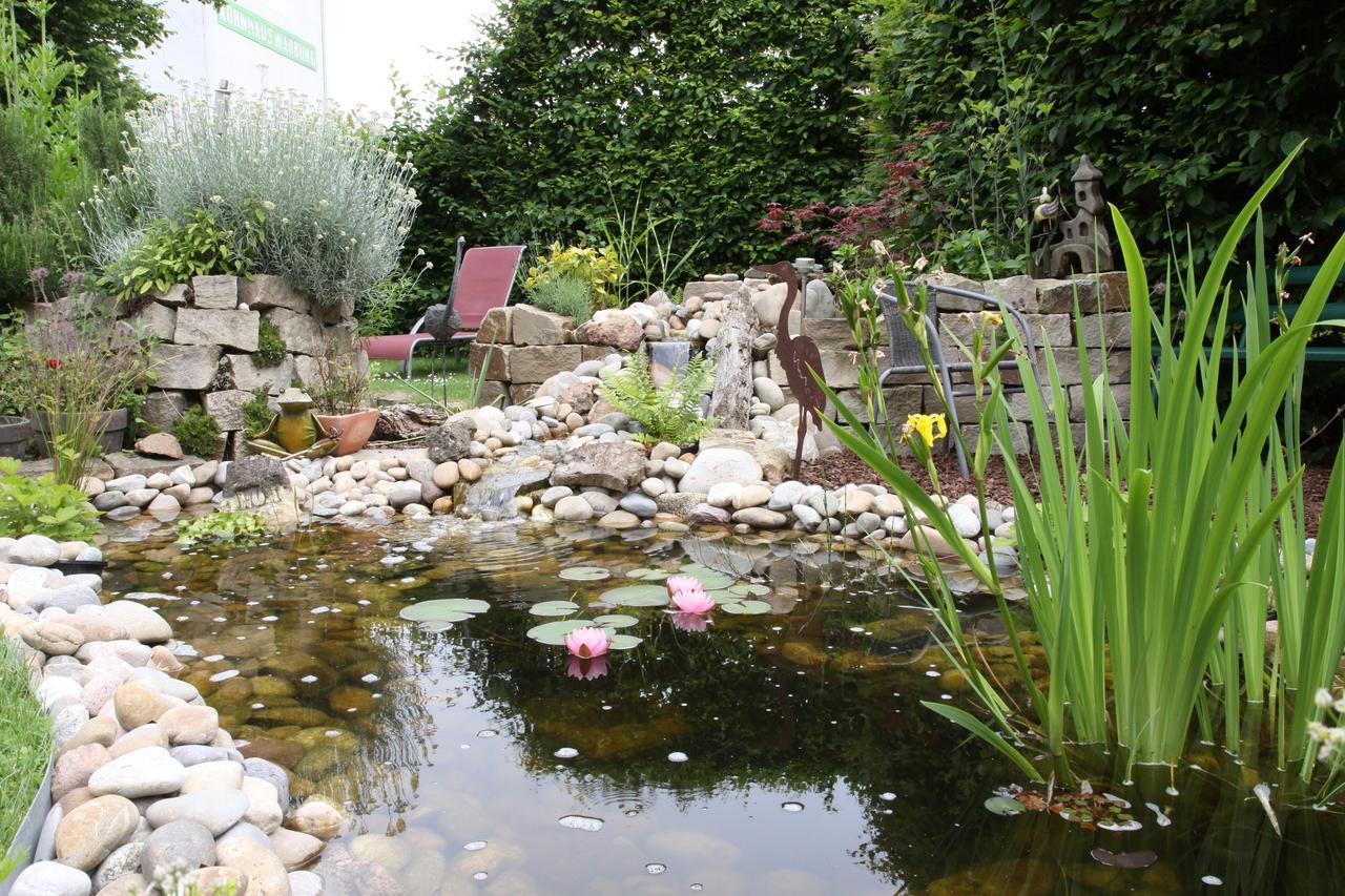 Natuerlich Famos Schlafen Hotel Warburg Exterior photo